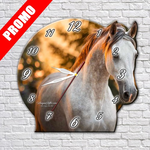 SOUVENIR WALL CLOCK WITH HORSES SOUVENIR WALL CLOCK WITH HORSES
